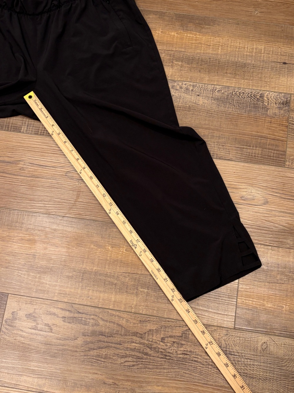 Talbots Black Pull-On Capris hem Detail zipper pockets Sz X1 relaxed fit comfy - Picture 10 of 15